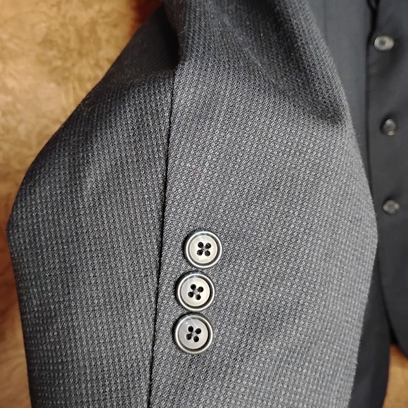 Elegant Men's Dark Blazer - Picture 7 of 16